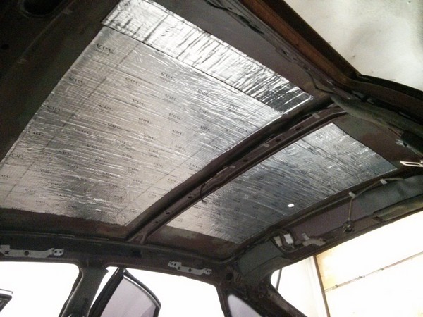 шумоизоляция крыши Mazda 626