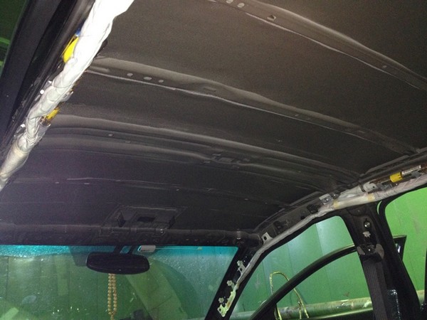 Шумоизоляция крыши Toyota Camry ACV40