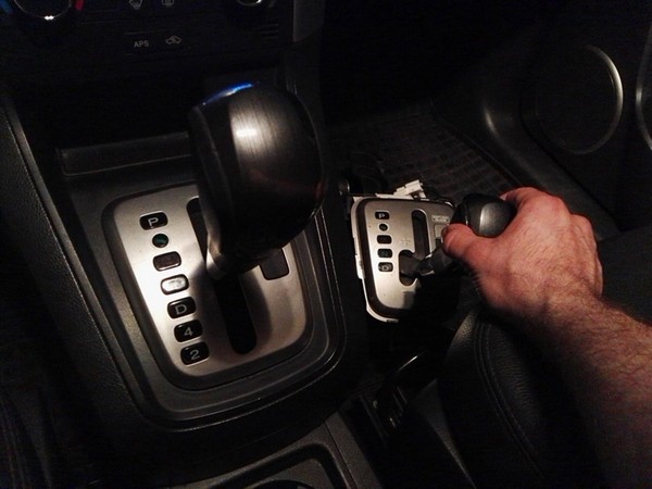 Селектор КПП с ручным режимом в Chevrolet Captiva