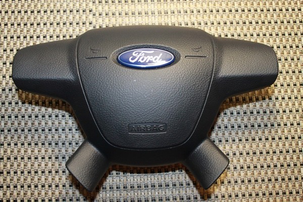 Установка кнопок ОК-М в руль Ford Focus 3 комплектации Ambiente
