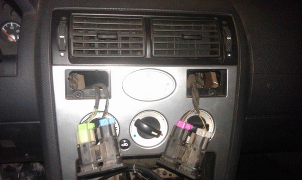 Восстановление светофильтров ручек переключения печки в Ford Mondeo