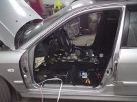 Затягиваем провода в дверь под акустику Hyundai Sonata EF