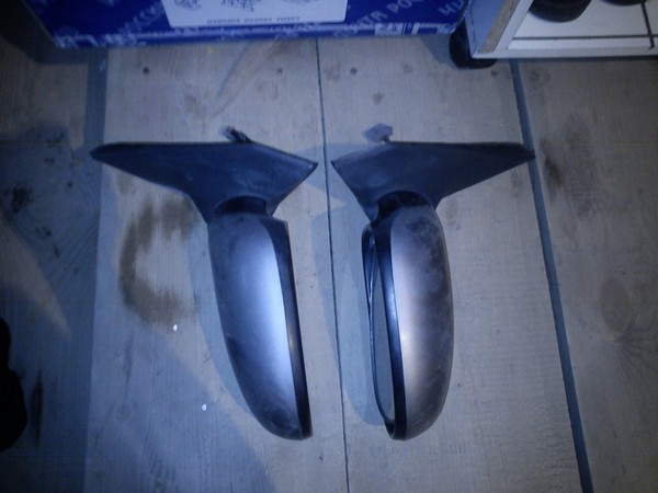 Установка электро-складных зеркал Nissan Sunny b15