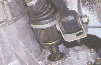 статья про снятие и установка приводов передних колес на автомобилях ваз 2108, ваз 2109, ваз 21099