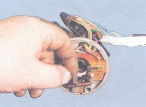 статья про снятие, ремонт и установка стеклоочистителя ветрового стекла на автомобиле ваз 2108, ваз 2109, ваз 21099