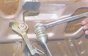 статья про регулировка замка капота автомобили ваз 2108, ваз 2109, ваз 21099