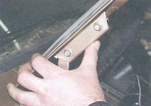 статья про снятие и установка капота на автомобиле ваз 2108, ваз 2109, ваз 21099