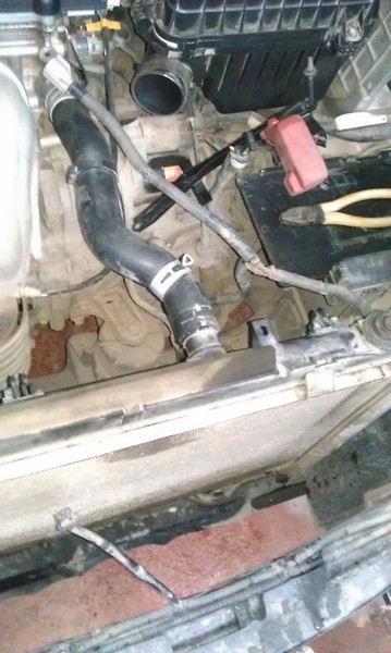 Чистка радиатора двигателя Toyota Camry XV 40