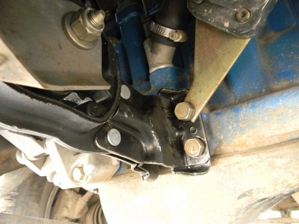 Особенности ремонта и замены днища на автомобиле ВАЗ 2114 и 2115