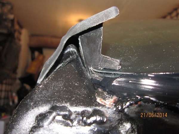 Установка лобового стекла Toyota Caldina
