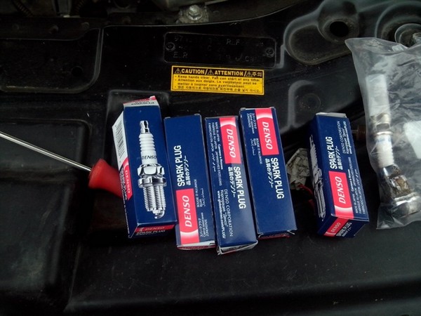 Замена свечей зажигания в Chevrolet Captiva