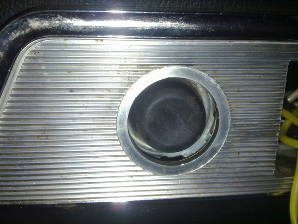 Аварийная кнопка на ВАЗ 2101, 2106, 2107 классика