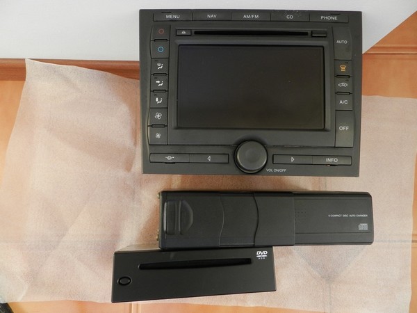 Установка магнитолы Denso в Ford Mondeo