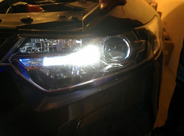 Установка LED ходовых огней в рестайловые фары Honda Accord 7