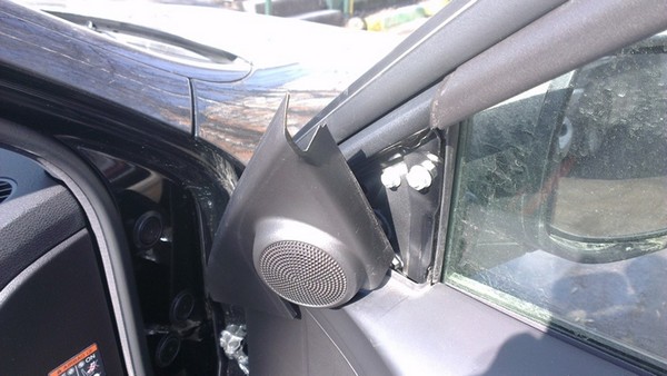 Замена передней акустики в Honda Accord 7