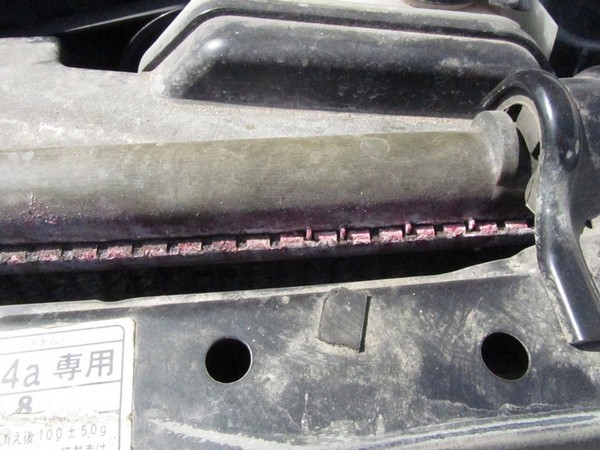 Замена радиатора охлаждения двигателя в Toyota Mark II (110)