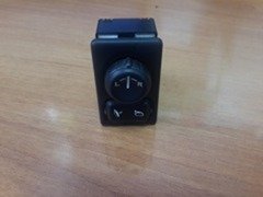 Установка электро-складных зеркал Nissan Sunny b15