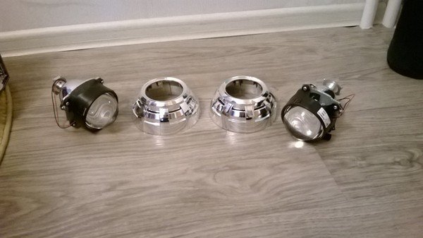 Установка биксеноновых линз Morimoto LX MINI H1 G8 3