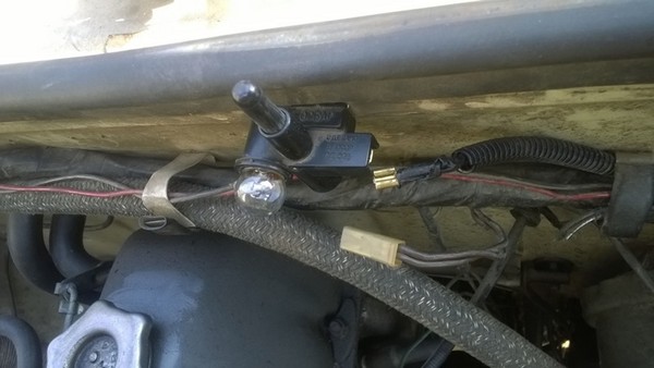 Подключаем концевики капота и багажника в ВАЗ 2106