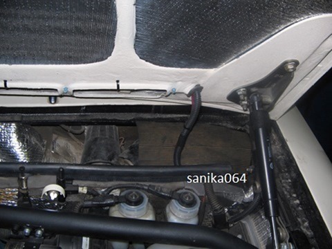 Перенос капота ВАЗ 2106 для установки радиатора от Шнивы