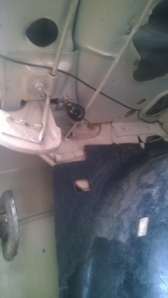 Подключаем концевики капота и багажника в ВАЗ 2106