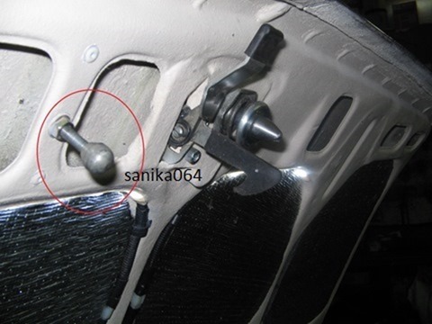 Перенос капота ВАЗ 2106 для установки радиатора от Шнивы