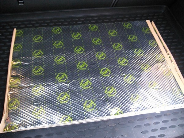 Установка центрального динамика и задних твиттеров Ford Focus 3