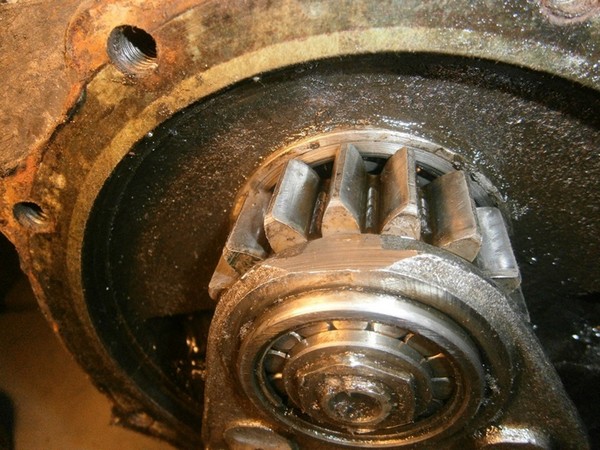 Ремонт правого поворотного кулака военного моста УАЗ 3303