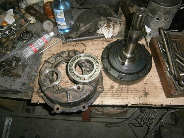 Ремонт правого поворотного кулака военного моста УАЗ 3303