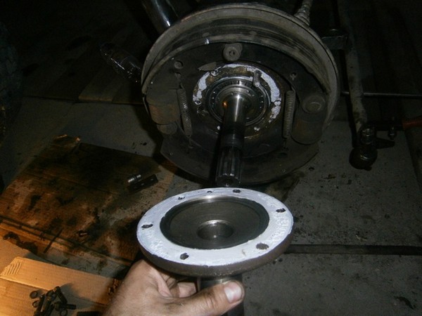 Ремонт правого поворотного кулака военного моста УАЗ 3303