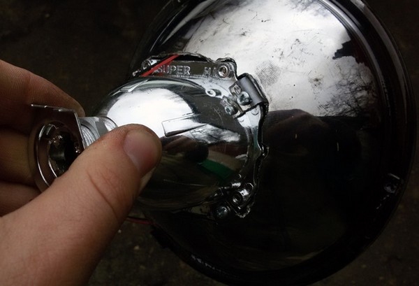 Би-ксеноновые линзы на ВАЗ 2101