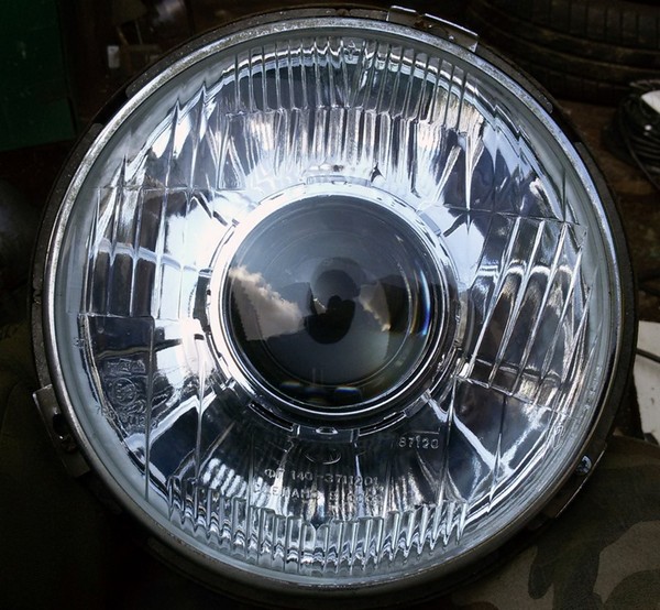 Би-ксеноновые линзы на ВАЗ 2101